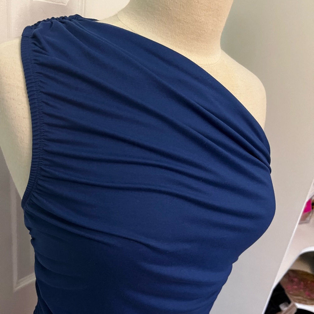 Elegant One-Shoulder Blue Dress